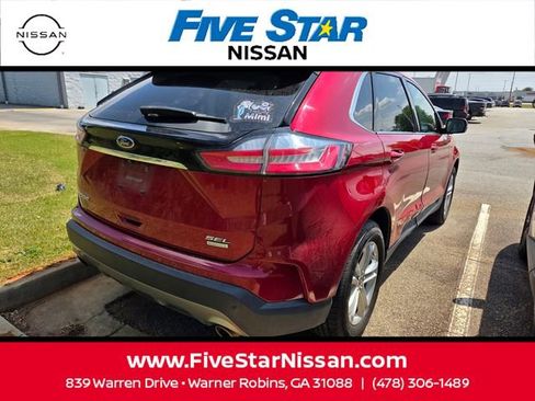 Used 2020 Ford Edge SEL image 12