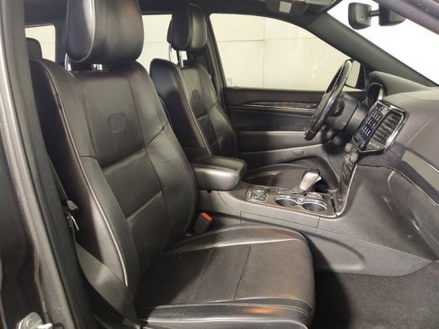 Used 2020 Jeep Grand Cherokee Overland image 21