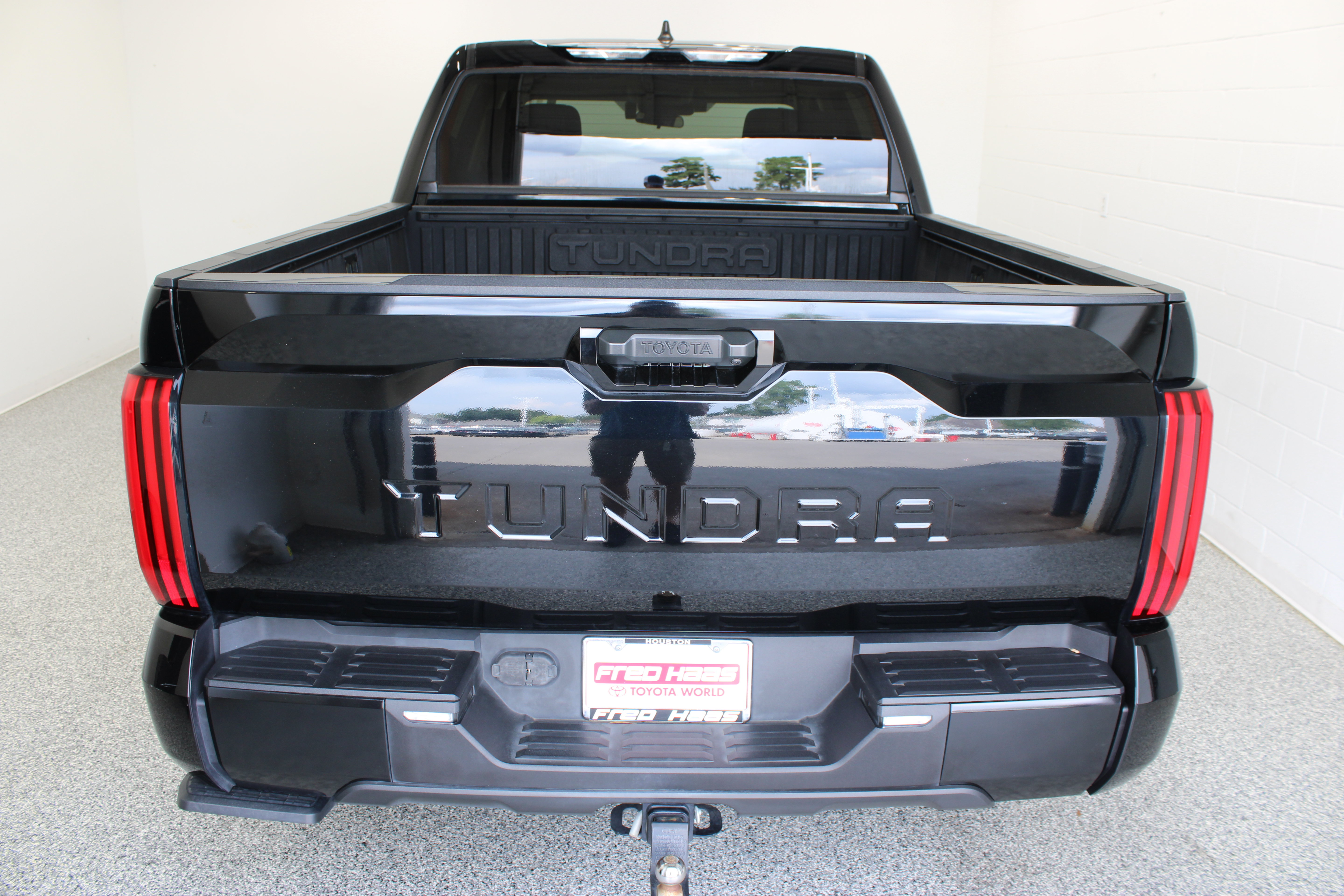 Used 2024 Toyota Tundra SR5 w/ SX Package RWD image 8
