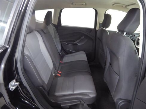 Used 2018 Ford Escape S image 30