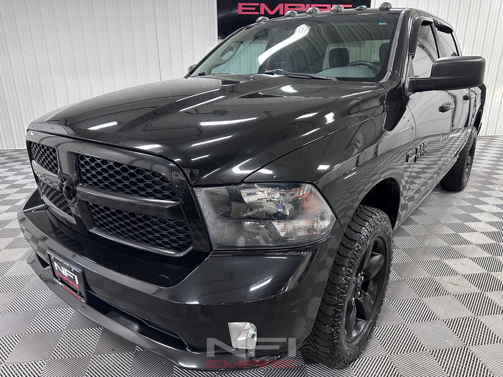 Used 2016 RAM 1500 Express w/ Black Ram 1500 Express Group AWD/4WD image 3