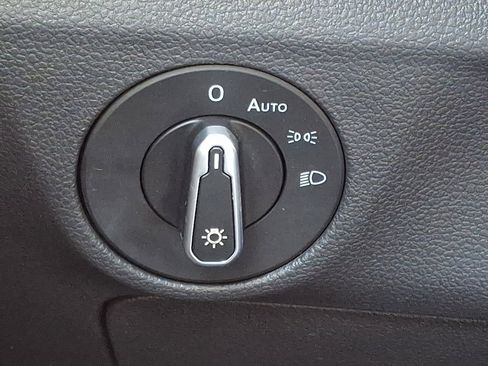 Used 2021 Volkswagen Jetta S image 25