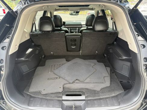 Used 2018 Nissan Rogue SL w/ Premium Package AWD/4WD image 17