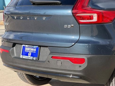 New 2026 Volvo XC40 B5 Ultra w/ Protection Package Premier image 8