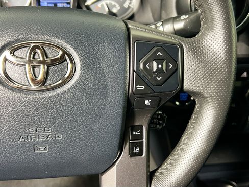 Used 2019 Toyota Tacoma TRD Pro AWD/4WD image 19