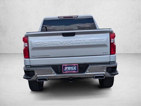 Used 2022 Chevrolet Silverado 1500 LTZ w/ Z71 Off-Road Package AWD/4WD image 6