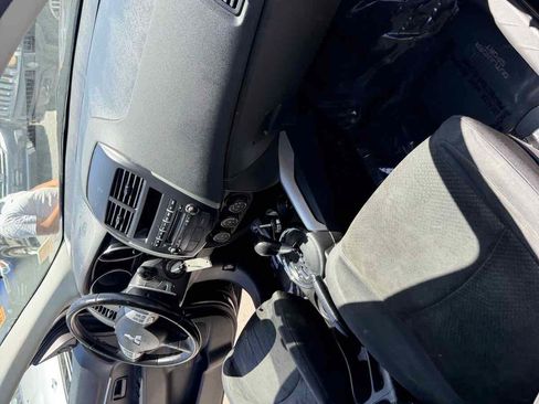 Used 2013 Mitsubishi Outlander Sport ES FWD image 16