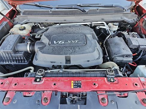 Used 2015 Chevrolet Colorado LT w/ LT Convenience Package image 28