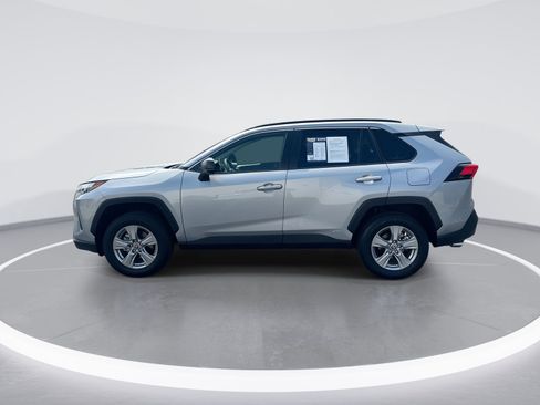 Used 2025 Toyota RAV4 LE AWD/4WD image 6