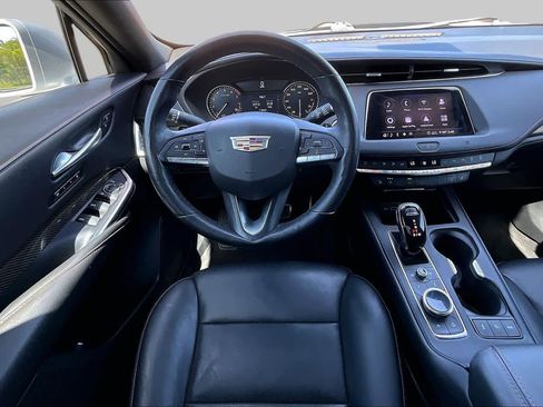 Used 2020 Cadillac XT4 Sport FWD image 6
