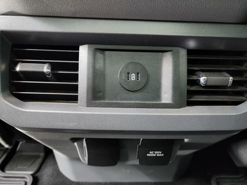 Used 2024 Ford F350 XLT w/ XLT Premium Package image 40