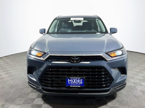 Certified 2025 Toyota Grand Highlander AWD image 2