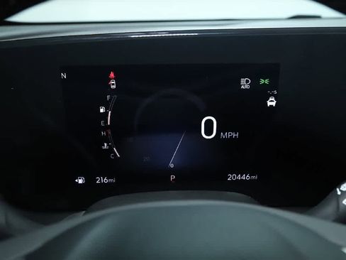 Used 2024 Buick Encore GX Avenir w/ Avenir Convenience Package image 23