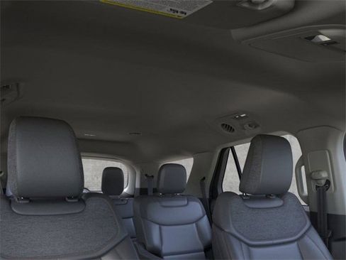 New 2026 Ford Explorer Active w/ Active Comfort Package image 21