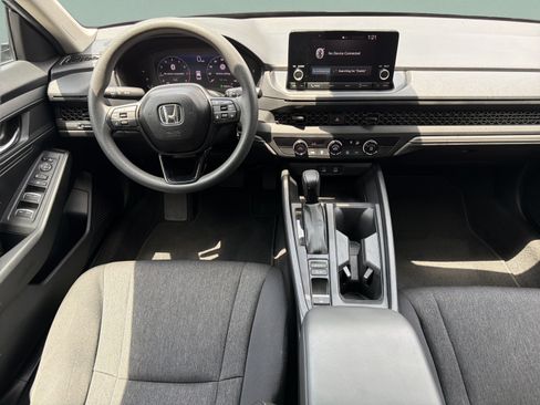 Certified 2025 Honda Accord LX image 14