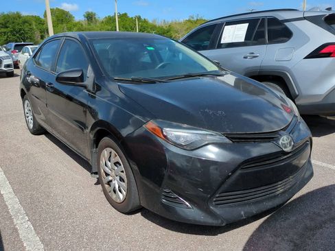 Used 2017 Toyota Corolla L image 6
