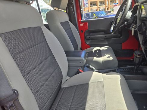 Used 2010 Jeep Wrangler Unlimited Sport AWD/4WD image 24