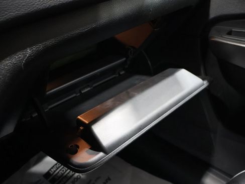 Used 2021 Jeep Cherokee Trailhawk image 36