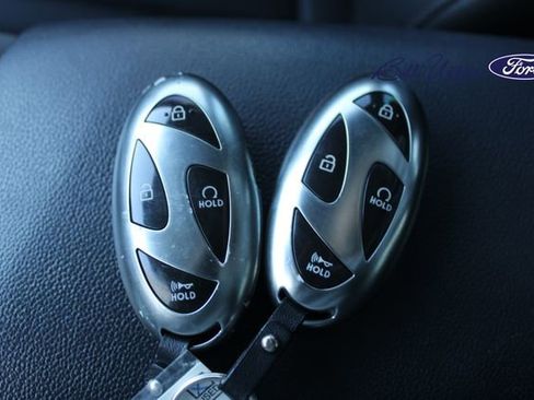 Used 2024 Hyundai Elantra Limited image 27