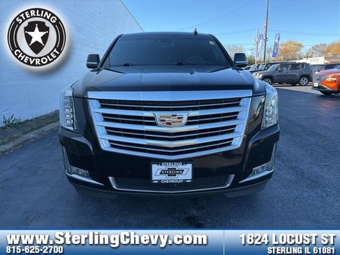 Used 2019 Cadillac Escalade Platinum image 8