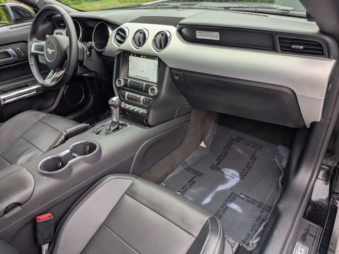 Used 2016 Ford Mustang GT Premium RWD image 31