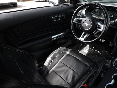 Used 2020 Ford Mustang GT Premium w/ GT Performance Package RWD image 23