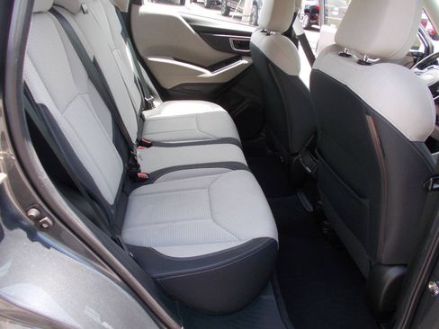 Used 2022 Subaru Forester AWD/4WD image 8