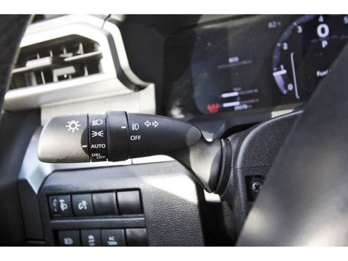 Used 2024 Toyota Tacoma TRD Off-Road image 20