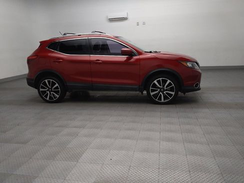 Used 2018 Nissan Rogue Sport SL FWD image 11