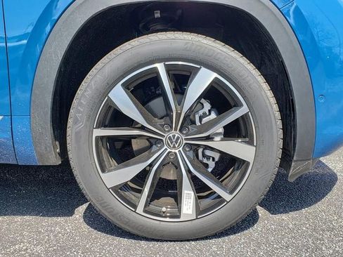 New 2026 Volkswagen Atlas Cross Sport SEL Premium R-Line AWD/4WD image 12
