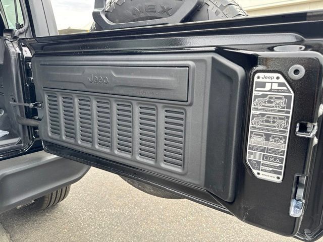 New 2026 Jeep Wrangler Unlimited Sport AWD/4WD image 23