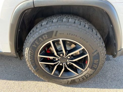 Used 2019 Jeep Grand Cherokee Trailhawk w/ Trailhawk Luxury Group AWD/4WD image 18