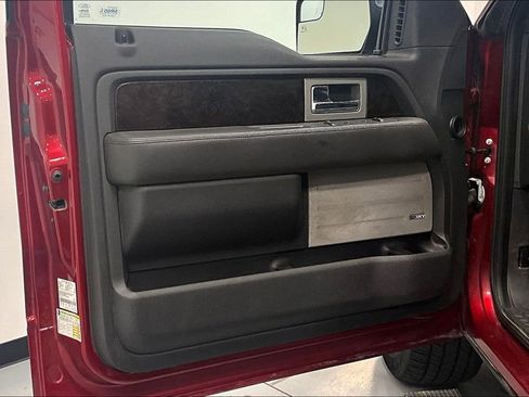 Used 2014 Ford F150 Platinum image 16