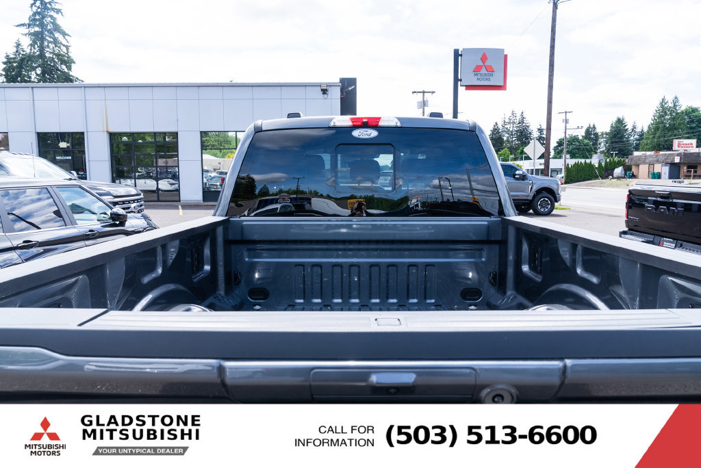 Used 2026 Ford F350 Platinum w/ FX4 Off-Road Package AWD/4WD image 8