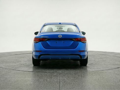 Used 2025 Nissan Sentra SV FWD image 7