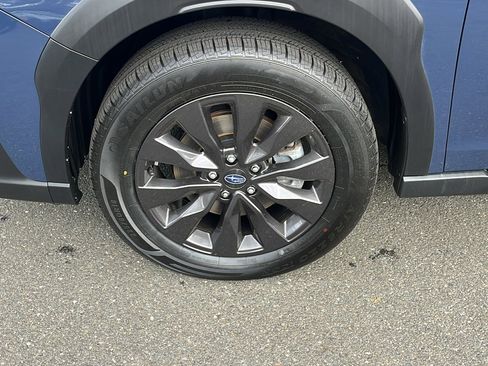 Certified 2025 Subaru Outback Onyx Edition AWD/4WD image 9