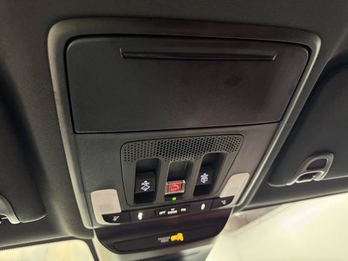 Used 2025 Acura ADX A-Spec image 33