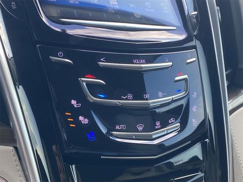 Used 2020 Cadillac Escalade ESV Luxury image 55