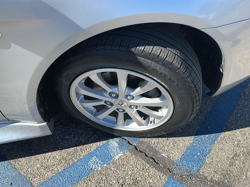 Used 2010 Mitsubishi Lancer ES FWD image 25