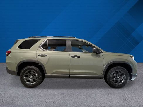 New 2026 Honda Pilot TrailSport image 2