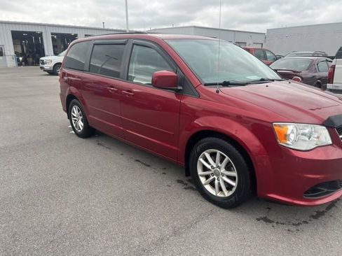 Used 2015 Dodge Grand Caravan SXT FWD image 8