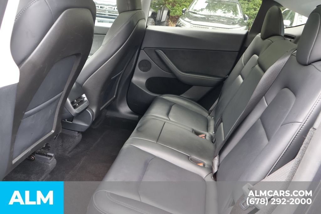 Used 2024 Tesla Model Y Performance AWD/4WD image 16