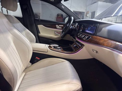 Used 2019 Mercedes-Benz E 300 4MATIC w/ Premium 1 Package image 25