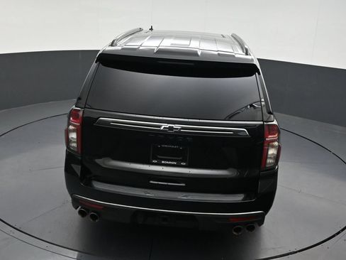Used 2022 Chevrolet Tahoe Z71 w/ Z71 Off-Road Package AWD/4WD image 20