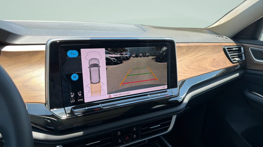 New 2026 Volkswagen Atlas SE FWD image 14