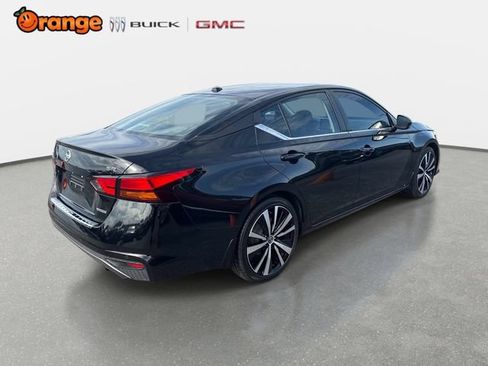 Used 2022 Nissan Altima 2.0 SR FWD image 3