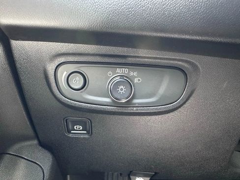 Used 2018 GMC Terrain SLE image 42