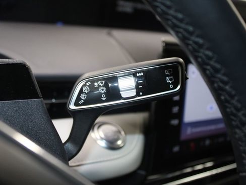 Used 2024 Lincoln Nautilus Reserve image 40