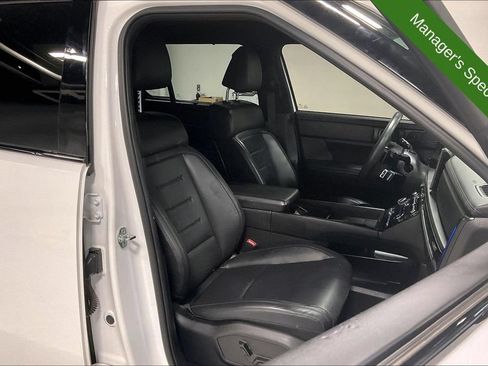 Used 2024 Hyundai Santa Fe Calligraphy FWD image 9