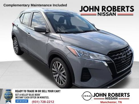 Used 2023 Nissan Kicks SV FWD image 1